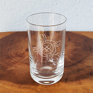 Glas mit Gravur BETEEM
