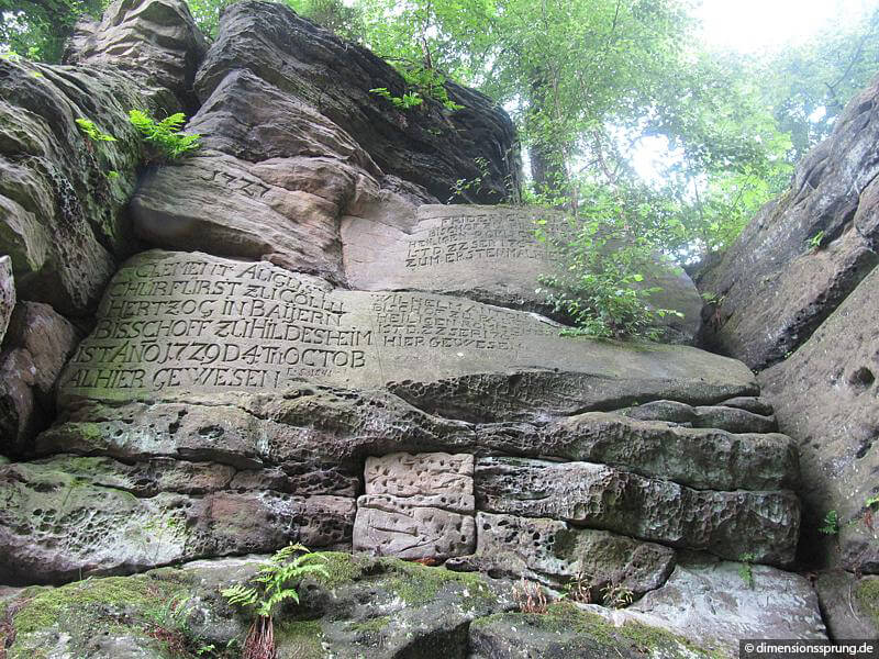 Bild Kraftorte - Niedersachsen - Die Hubertushöhle im Hainberg bei Salzgitter