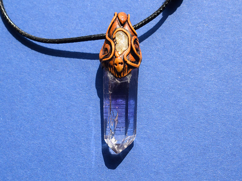 Dow Meisterkristall mit Amethyst Dow Meisterkristall mit Amethyst