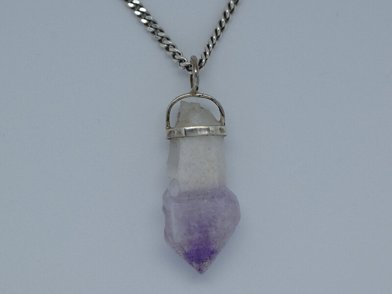 Fülle-Zepter Amethyst auf Bergkristall energetisiert Fülle-Zepter Amethyst auf Bergkristall energetisiert